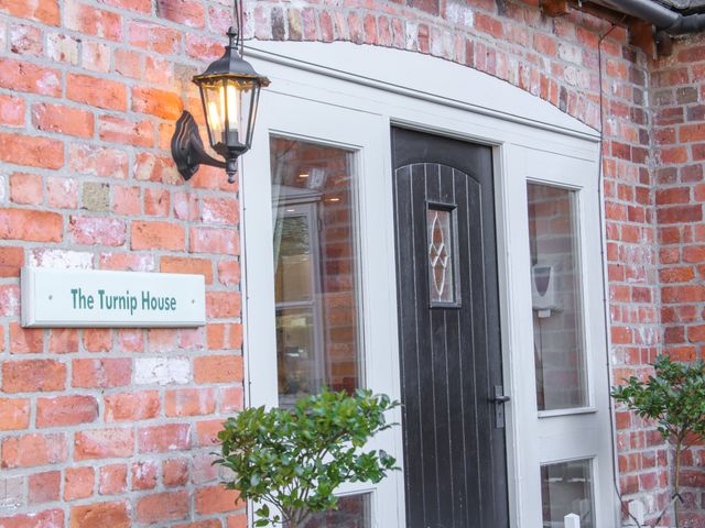 The Turnip House - 12657 - photo 2