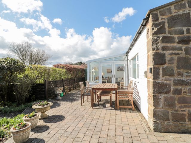 Lyndhurst Cottage - 1372 - photo 2
