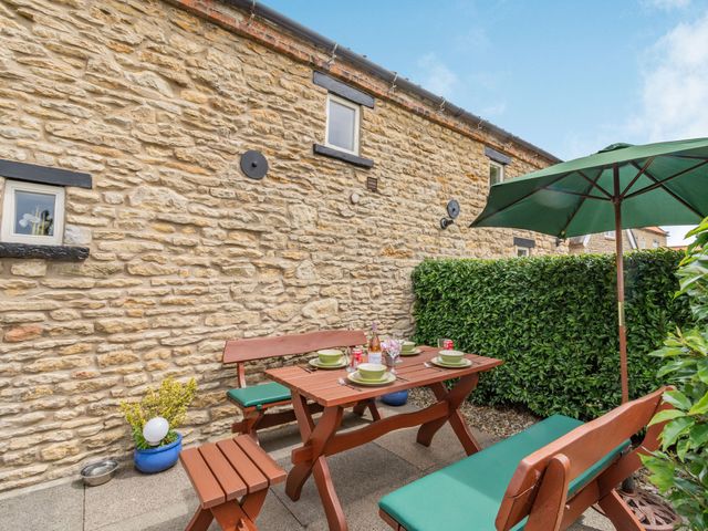 Upstairs Downstairs Cottage - 13914 - photo 2