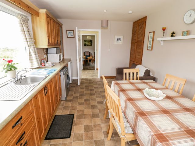 Roundstone Bay View - 14942 - photo 4