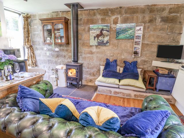 Daffodil Cottage - 1575 - photo 3