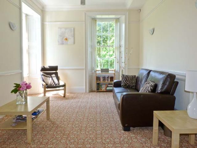 2 Cark House - 16331 - photo 2