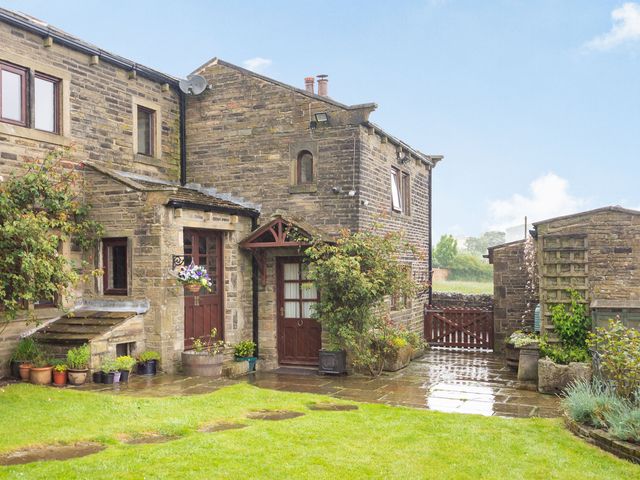 Green Clough Farm - 16969 - photo 2