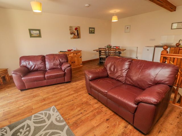 Hayloft Cottage - 17245 - photo 3