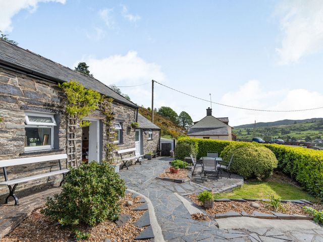 Henrhiw Bach - 17430 - photo 3