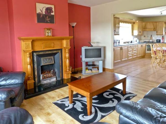 Sallywood House - 18627 - photo 3