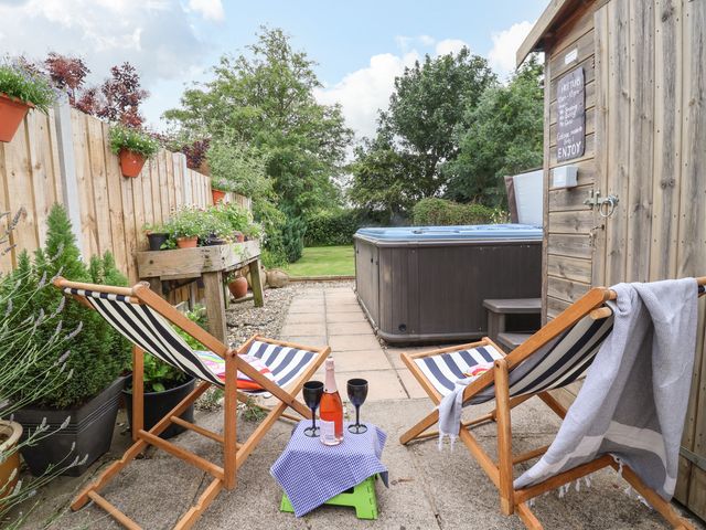 The Cottage - 21825 - photo 3