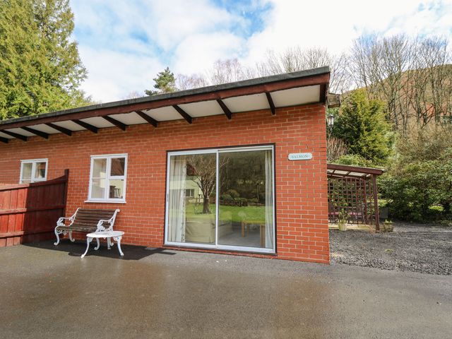 Salmon Cottage - 22183 - photo 2
