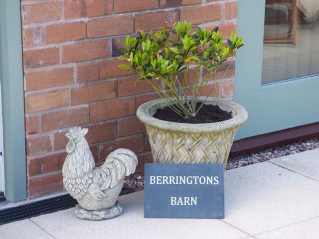Berringtons Barn - 23526 - photo 2