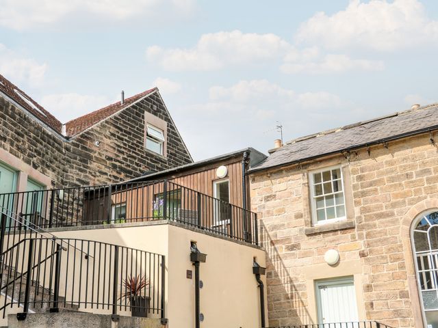 8 Tawney House - 2401 - photo 2