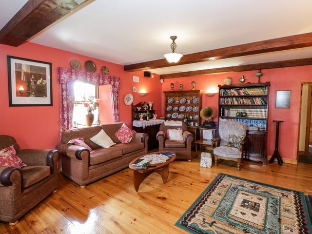 An Maide Bán - 24897 - photo 5