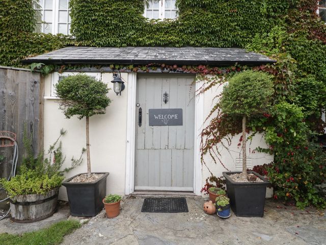 Church Farmhouse - 27206 - photo 2