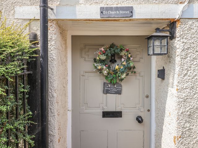 Church Farmhouse - 27206 - photo 3
