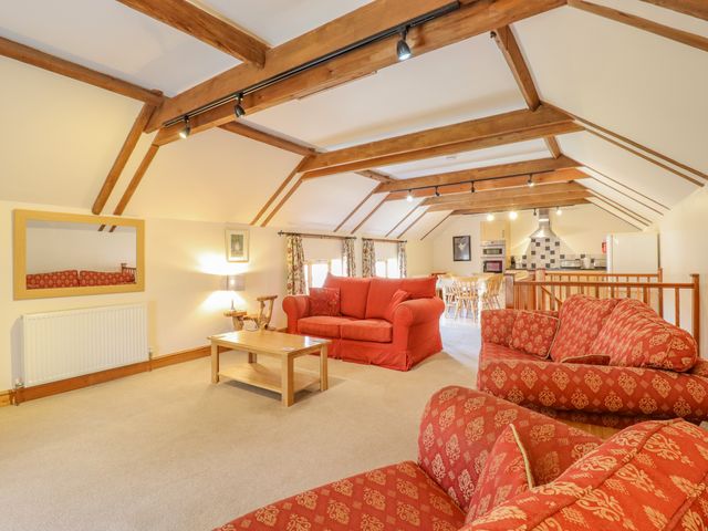 Hayloft Cottage - 28097 - photo 4