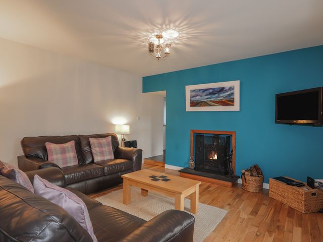 Lilac Cottage - 30495 - photo 3