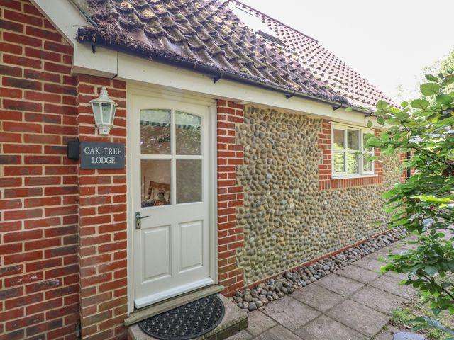 Oak Tree Lodge - 30583 - photo 3