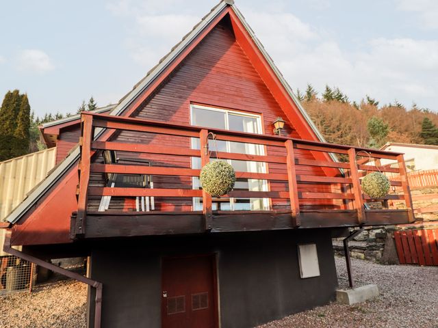 Larchfield Chalet 2 - 3558 - photo 2