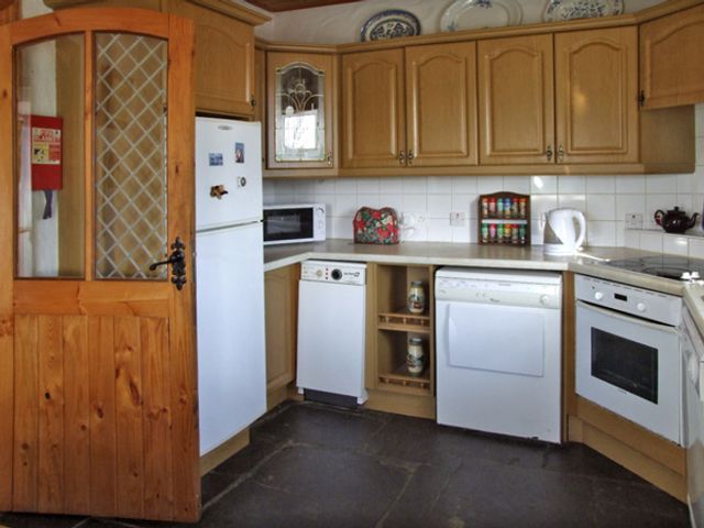 Delia's Cottage - 3734 - photo 3