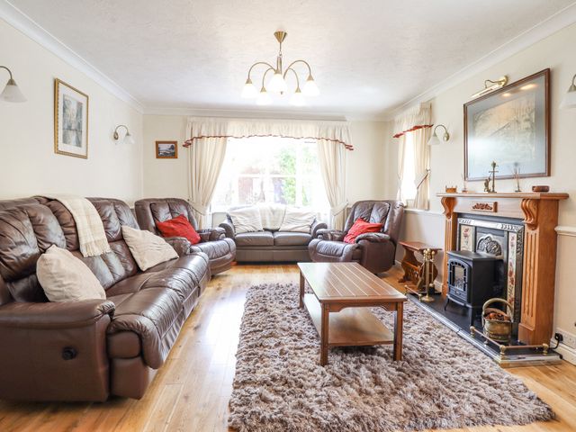1 The Beeches - 3776 - photo 5