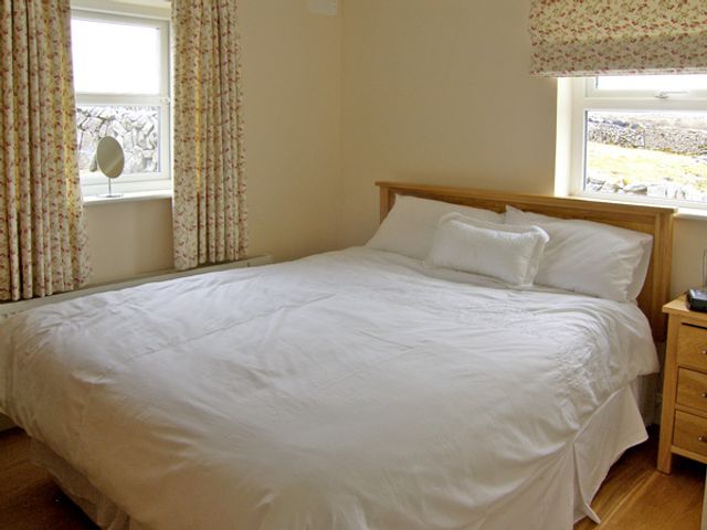 Dolmen Cottage - 3904 - photo 5