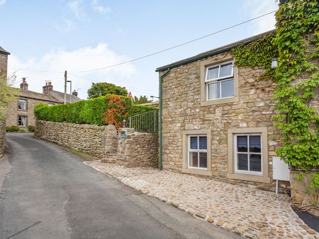 Carn Cottage - 3979 - photo 2