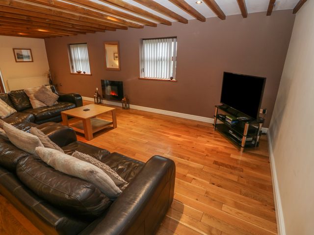 Cefn-Yr-Efail - 4018 - photo 5
