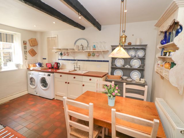 Clematis Cottage - 4126 - photo 5