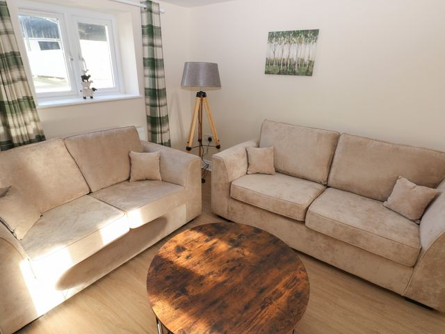 Saddlers Cottage, Berllandeg Farm - 5396 - photo 4