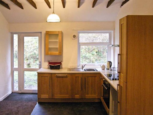 Hendre Aled Cottage 1 - 6481 - photo 3