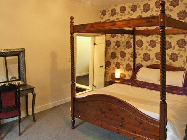 Hendre Aled Farmhouse - 6482 - photo 5
