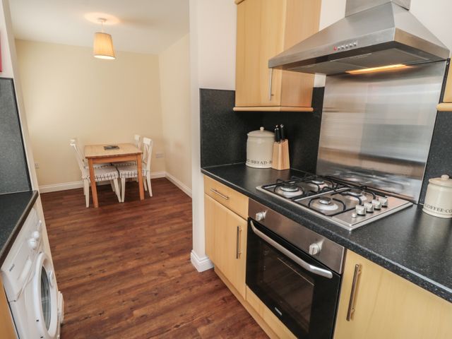 No. 2 Low Hall Cottages - 6960 - photo 3