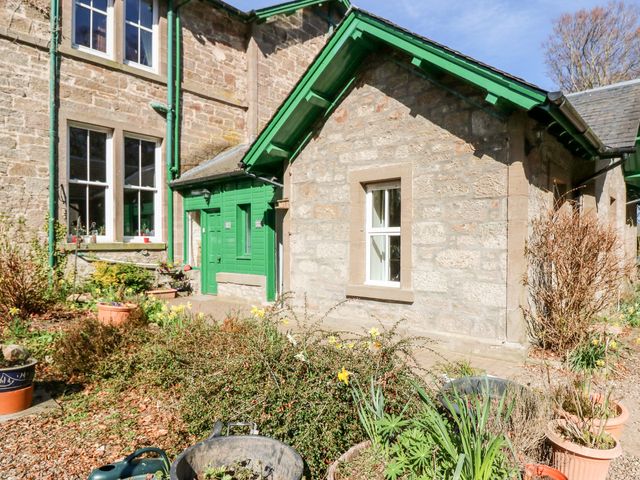 Courtyard Cottage - 7632 - photo 2