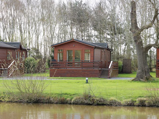 Oak Lodge - 7934 - photo 2
