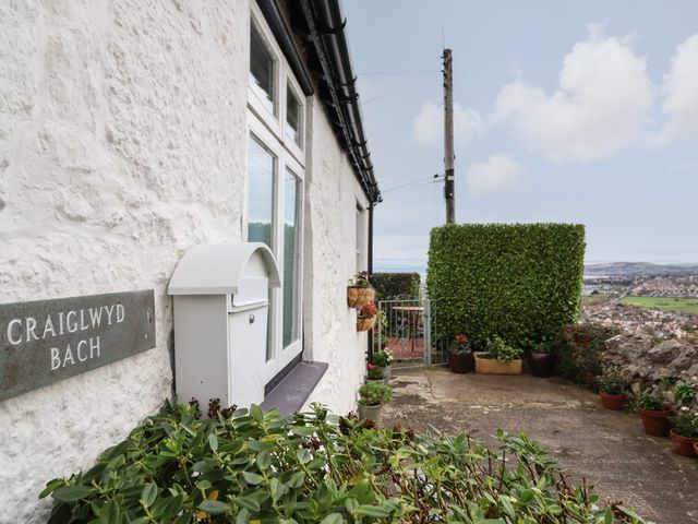 Craiglwyd Bach - 8492 - photo 3