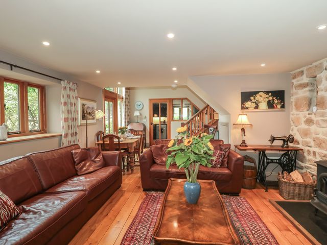 The Lodge Farm Barn - 8723 - photo 5
