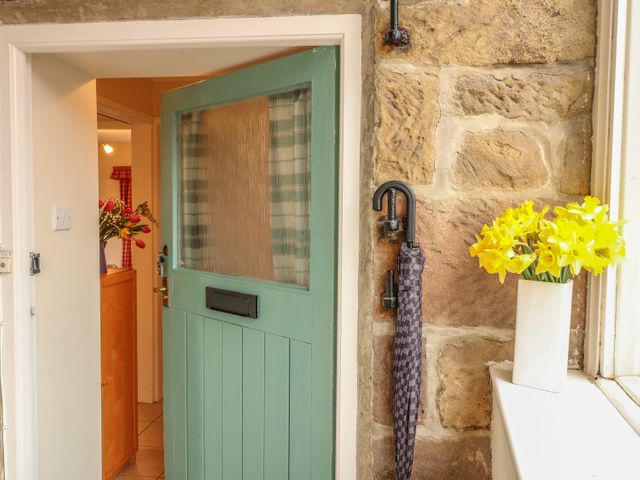 Barn Croft Cottage - 878 - photo 3