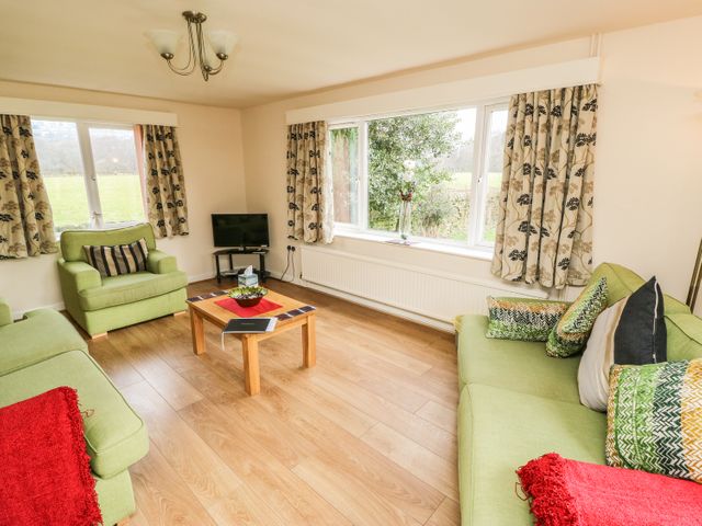 Broadhay - 904834 - photo 2