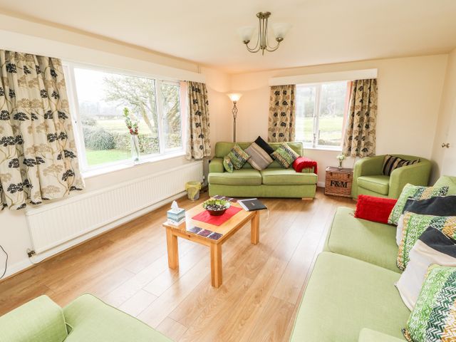 Broadhay - 904834 - photo 3
