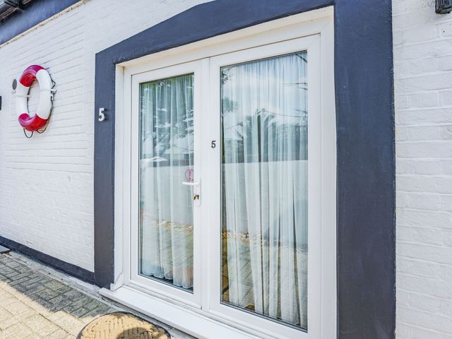 West Sea View No 5 - 905105 - photo 2