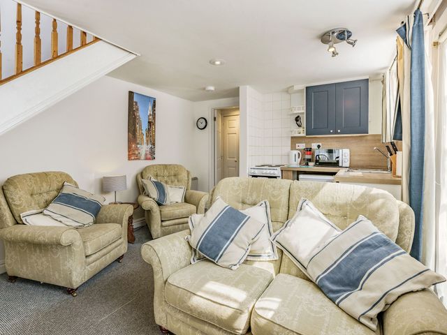 West Sea View No 5 - 905105 - photo 4