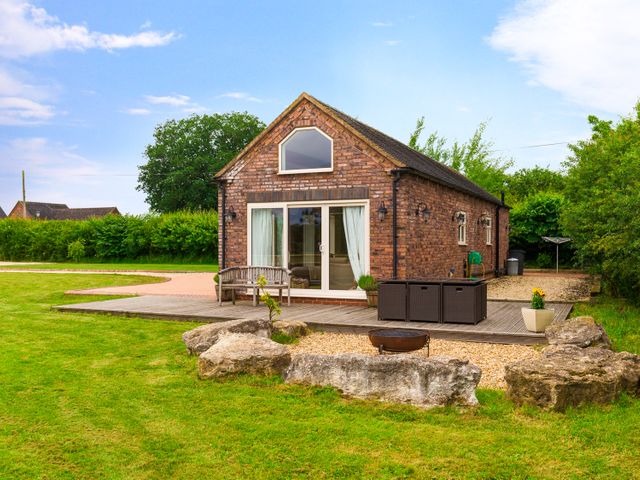 The Stables - 911743 - photo 3