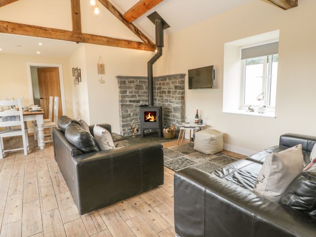 Rhianwen, Plas Moelfre Hall Barns - 912237 - photo 3
