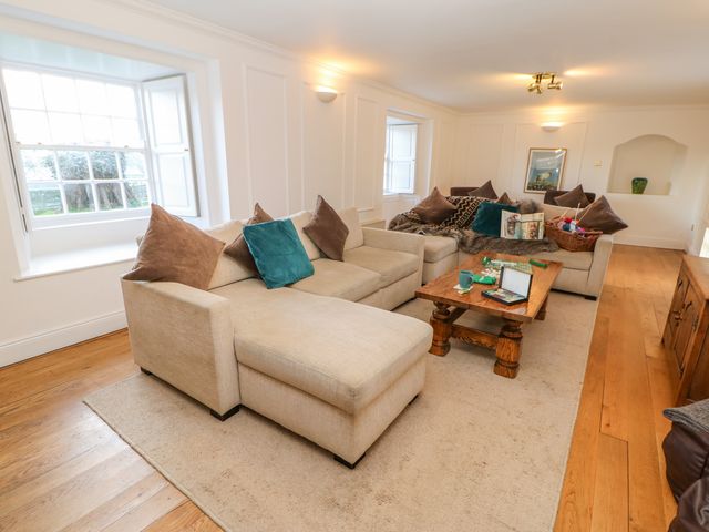 East Farm House - 912927 - photo 3