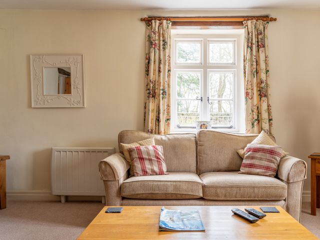 Crabtree at the Graythwaite Estate - 914055 - photo 4