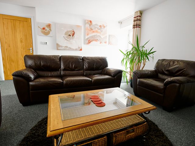 Penyghent View - 914777 - photo 3