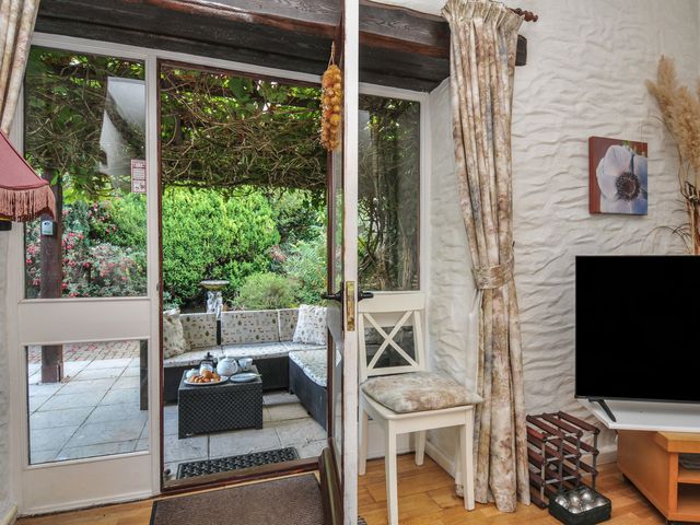 Wagtail Cottage - 915191 - photo 4