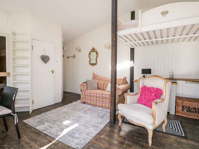 Woodmancote Lodge - 916403 - photo 5