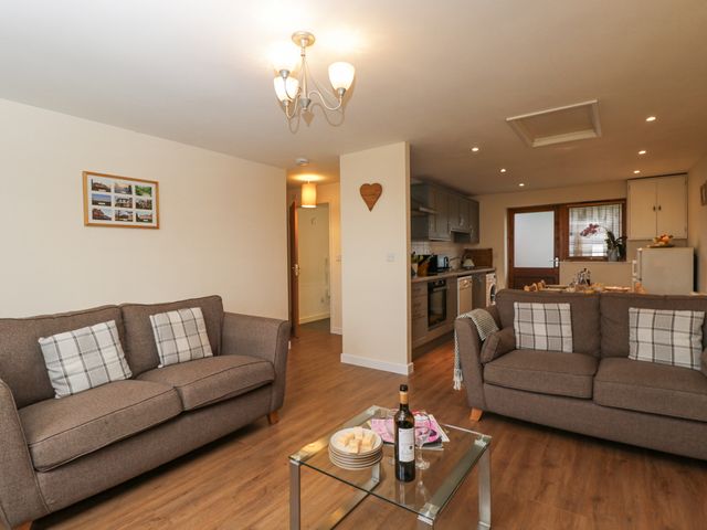 Roan Cottage - 918730 - photo 3