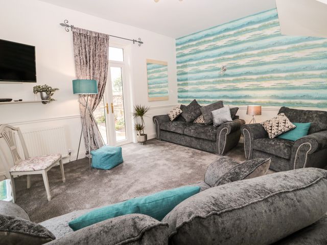 St Cuthbert's Cottage - 918954 - photo 4