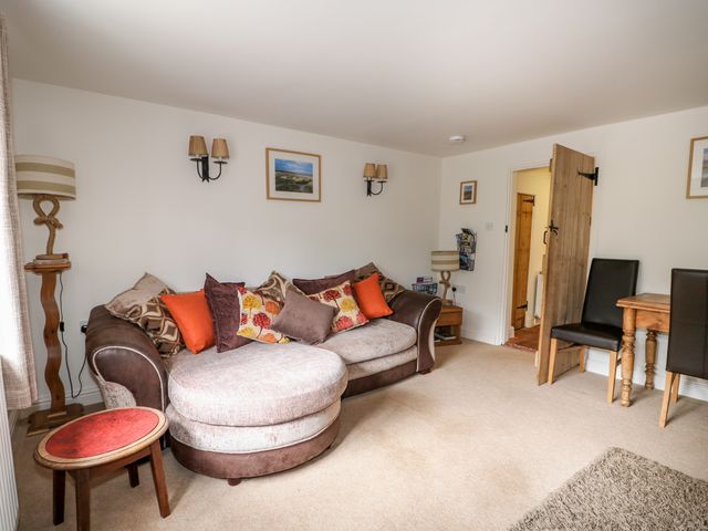 Flint Cottage - 919293 - photo 5